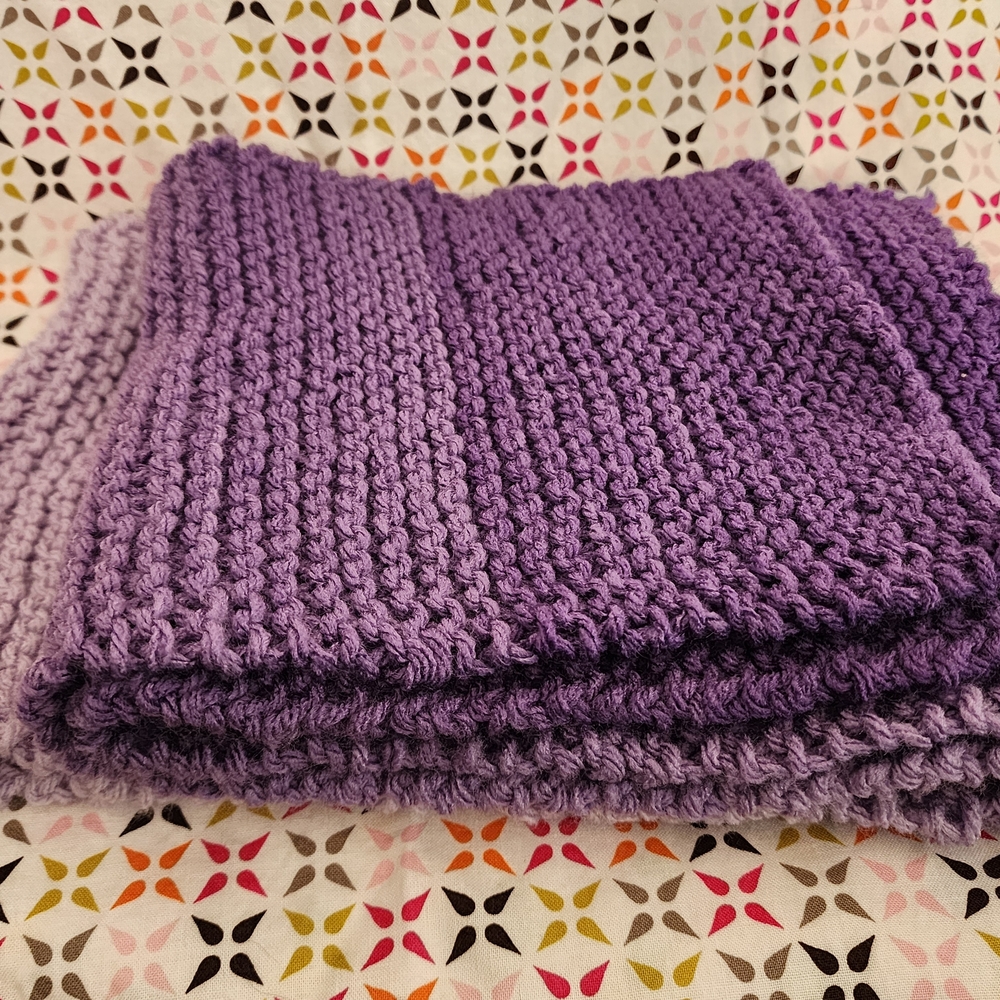 Elegant Purple Knit Scarf